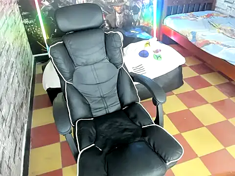 jay orange online show from November 2025 07:27:01 PM