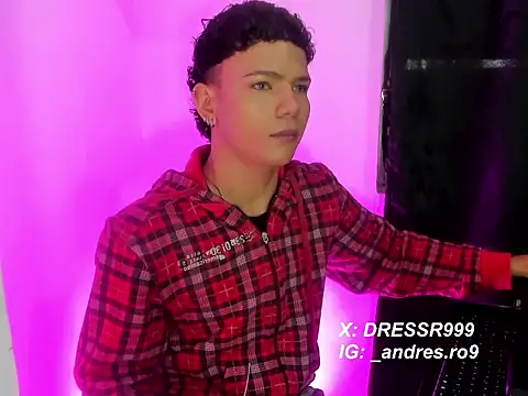 secret justin7 online show from December 2025 12:03:02 PM