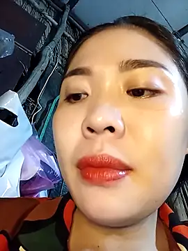 Lin-kute98 online show from April 2026 01:18:01 PM