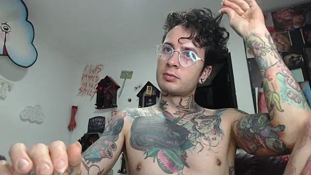 CryBoy13 online show from November 2025 06:46:02 AM