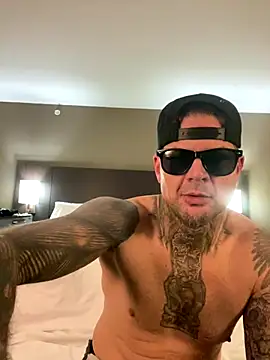 JSizzle13 online show from December 2025 05:02:02 AM