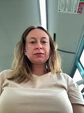 Snapshot of Brooke_lover chatting on June 2026 06:53:02 PM Brooke lover online show from June 2026 06:53:02 PM