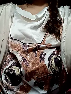 NariShow online show from January 2026 02:22:01 PM