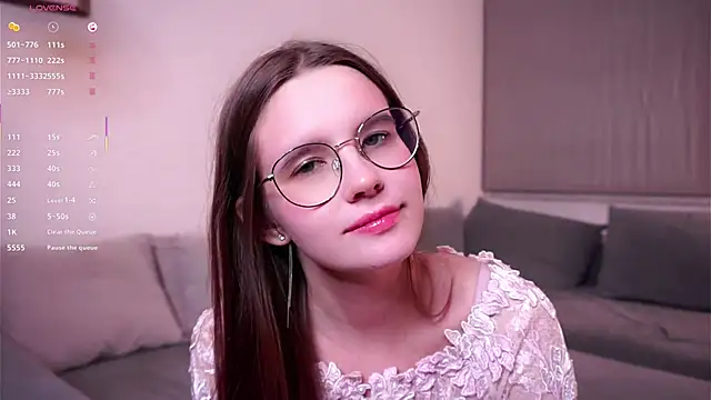 GennieKelso online show from November 2025 04:33:01 PM