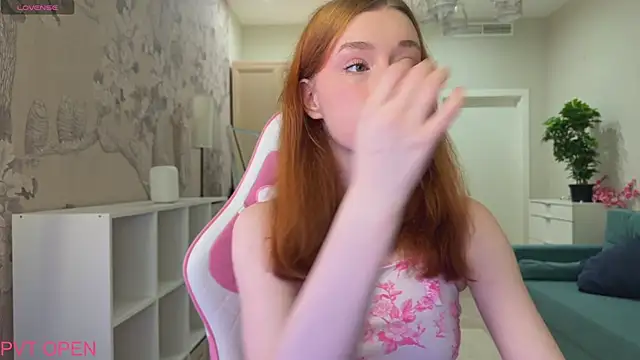 Snapshot of eva_aria chatting on July 2026 04:38:01 AM eva aria online show from July 2026 04:38:01 AM
