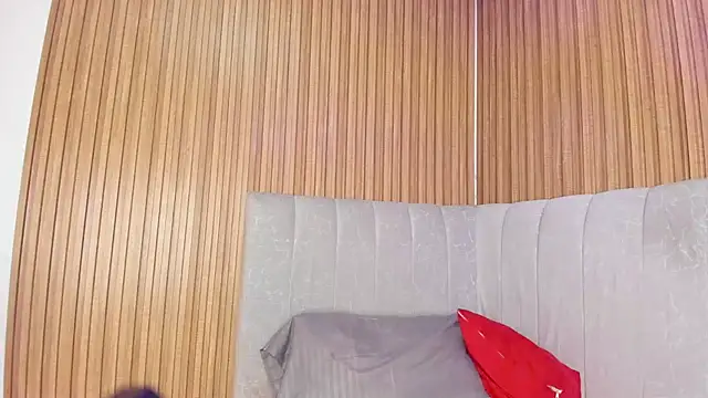 Maybeelin  online show from November 2025 12:52:01 PM