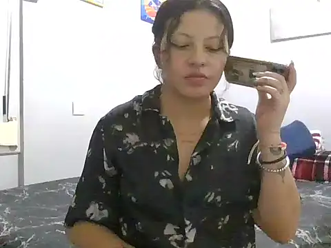 marcoz charlotte05 online show from November 2025 01:06:01 AM