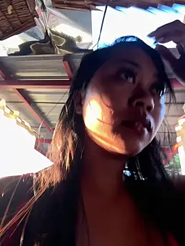 Snapshot of Juliet_official_pro chatting on April 2026 10:33:02 PM Juliet official pro online show from April 2026 10:33:02 PM