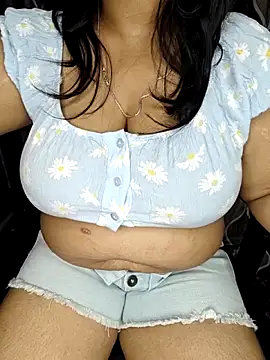 Curvy Pooja online show from April 2026 08:57:02 PM