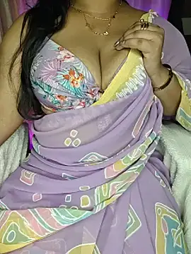 Snapshot of Curvy_Pooja chatting on July 2026 03:53:02 AM Curvy Pooja online show from July 2026 03:53:02 AM