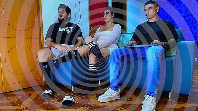 Alphacashmaster777 online show from November 2025 07:11:02 AM