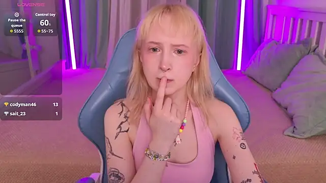 Snapshot of _Babyface_ chatting on July 2026 12:33:01 PM Babyface online show from July 2026 12:33:01 PM