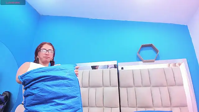 melany love0 online show from March 2026 12:54:01 AM