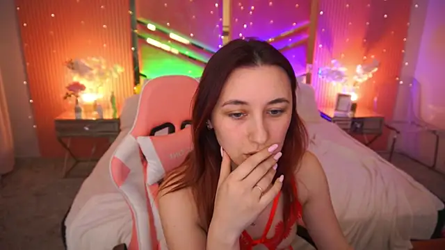 RoxieRay online show from March 2026 07:21:02 PM