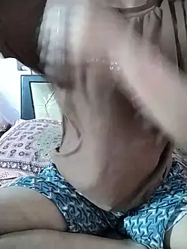 RASHMI SHARMA9 online show from June 2026 06:12:01 PM