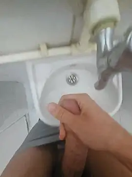 Snapshot of volkan108 chatting on November 2025 09:05:02 PM volkan108 online show from November 2025 09:05:02 PM