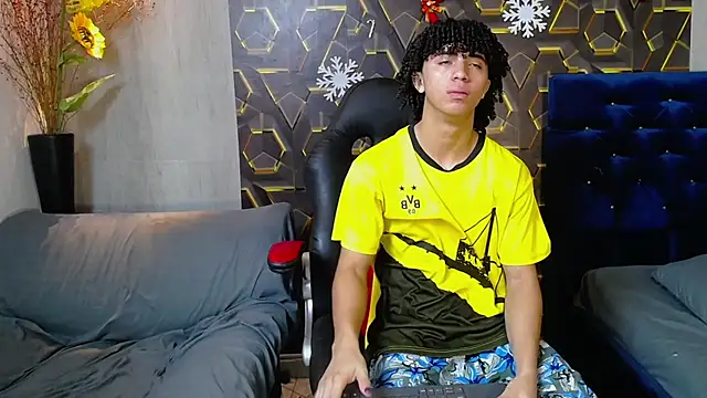 kim curlyy online show from January 2026 02:30:01 PM