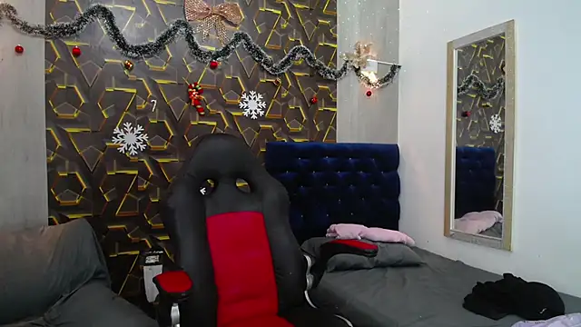 kim curlyy online show from January 2026 01:59:02 PM