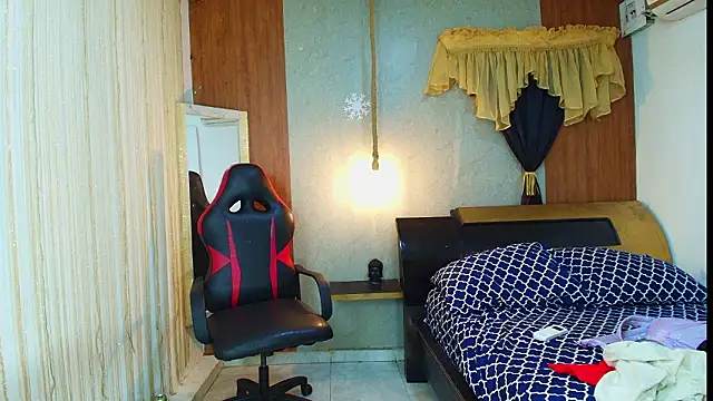 kim curlyy online show from February 2026 05:14:02 AM