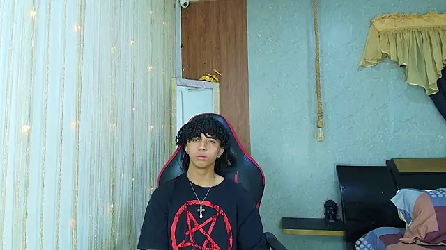 kim curlyy online show from March 2026 02:10:02 PM