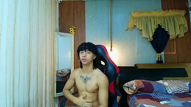 kim curlyy online show from April 2026 03:02:02 PM