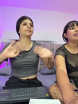 Snapshot of ZafiraNavarro chatting on April 2026 04:59:02 PM ZafiraNavarro online show from April 2026 04:59:02 PM