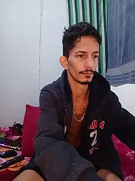 Snapshot of theyllorwillian chatting on June 2026 11:21:01 AM theyllorwillian online show from June 2026 11:21:01 AM