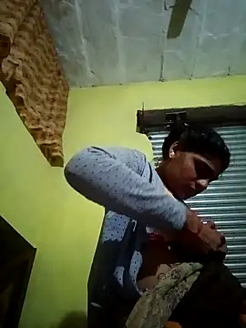 Snapshot of Janki_cute chatting on February 2026 03:51:01 PM Janki cute online show from February 2026 03:51:01 PM