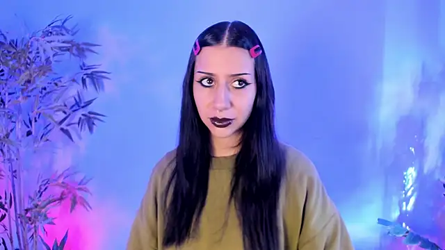 itsmroom  online show from December 2025 01:18:01 PM