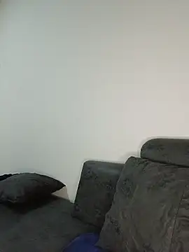 Snapshot of MsParisSmith chatting on November 2025 05:17:01 PM MsParisSmith online show from November 2025 05:17:01 PM