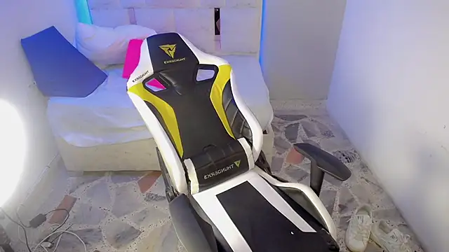 d moneyy  online show from January 2026 09:37:02 AM