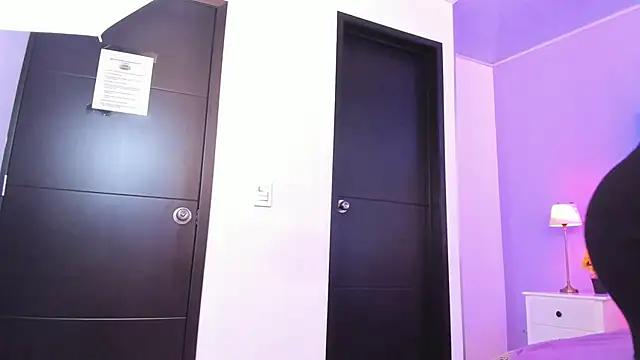 salome moon  online show from March 2026 11:50:02 AM