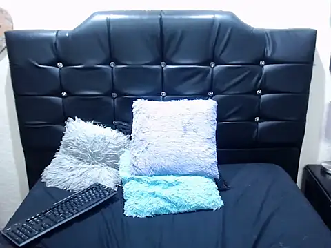 NathRouxe online show from November 2025 11:52:01 PM