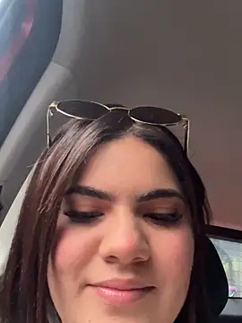 Snapshot of valenhill chatting on December 2025 02:11:01 PM valenhill online show from December 2025 02:11:01 PM