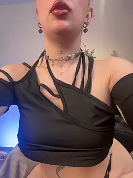 Helga vibe online show from December 2025 06:06:01 AM