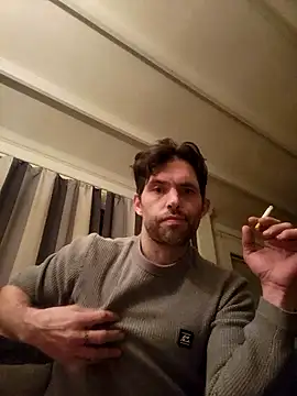 Denisxsxs online show from November 2025 01:51:02 AM