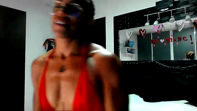 sexymusclegoddess online show from July 2026 01:04:01 AM