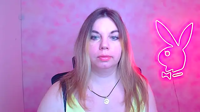 Amanda Swannn online show from December 2025 06:52:01 AM