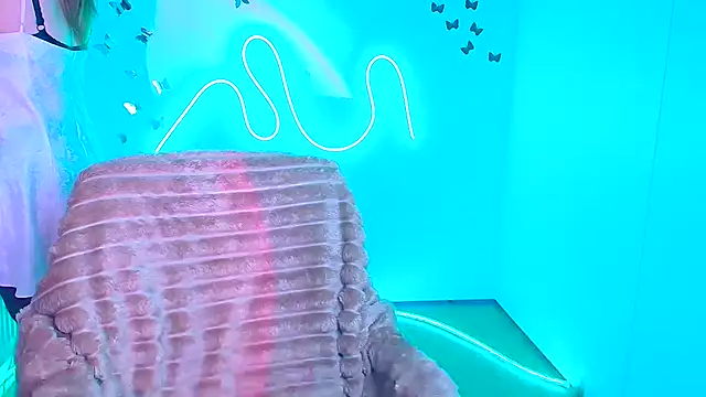 Amanda Swannn online show from March 2026 06:52:01 AM