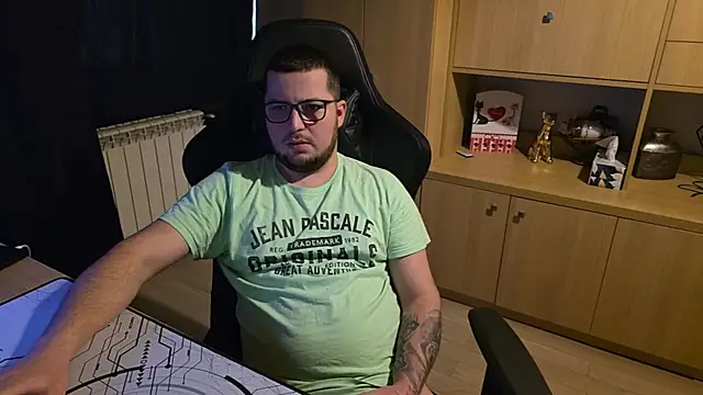 kevinnlovelly online show from February 2026 07:45:01 AM