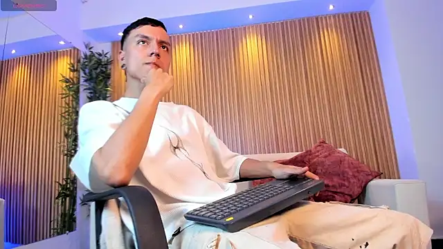 Bastthianxxx online show from December 2025 08:18:02 PM