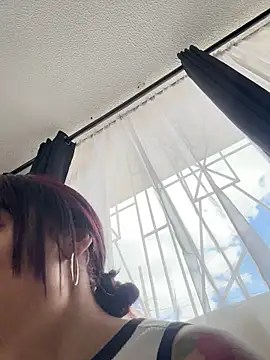 Mia fiire online show from April 2026 07:14:01 PM