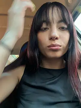 Mia fiire online show from April 2026 07:52:02 PM