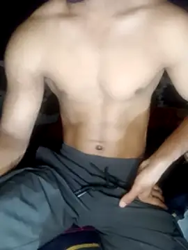 Snapshot of Fitboy07 chatting on February 2026 10:11:02 AM Fitboy07 online show from February 2026 10:11:02 AM