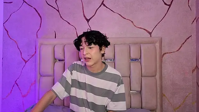 SthepanodiMonaco online show from February 2026 08:51:01 PM