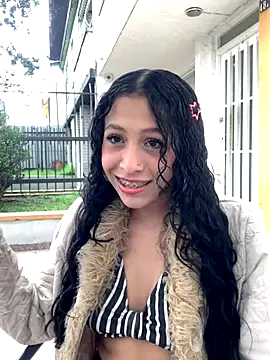 MiaScott Pink online show from January 2026 05:59:02 PM