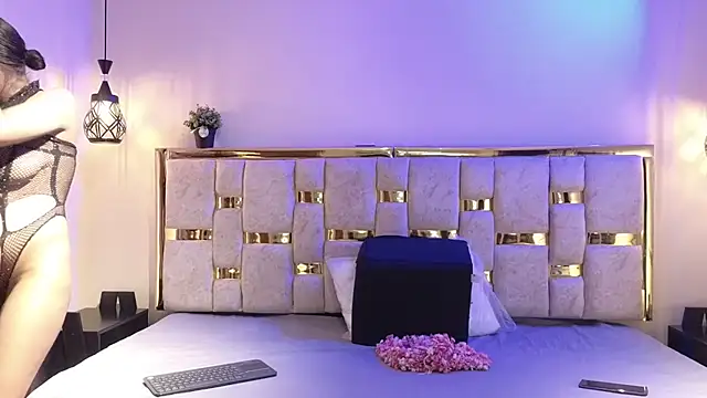 Snapshot of _Caroline34 chatting on March 2026 10:31:02 AM Caroline34 online show from March 2026 10:31:02 AM