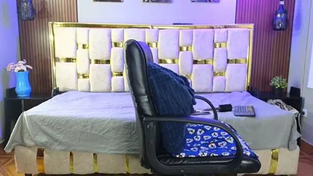 Snapshot of _Caroline34 chatting on April 2026 10:31:01 AM Caroline34 online show from April 2026 10:31:01 AM