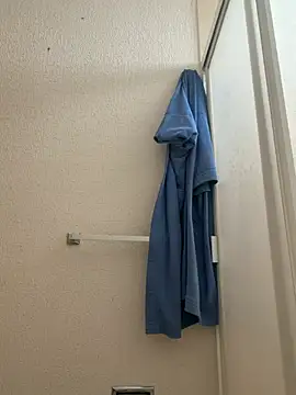 Snapshot of Charlyy1703 chatting on April 2026 03:57:01 PM Charlyy1703 online show from April 2026 03:57:01 PM