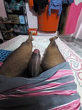 Yth24 online show from December 2025 03:25:01 AM